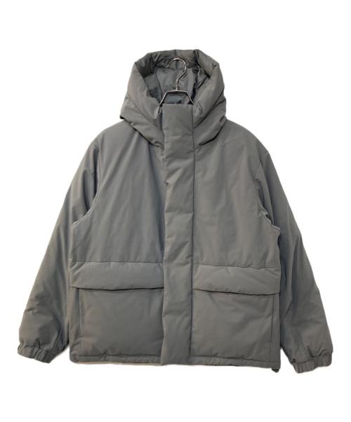 BEAMS（ビームス）BEAMS (ビームス) ワイドフィット Dermizax (TM) リバーシブル ダウンジャケット グレー サイズ:Lの古着・服飾アイテム