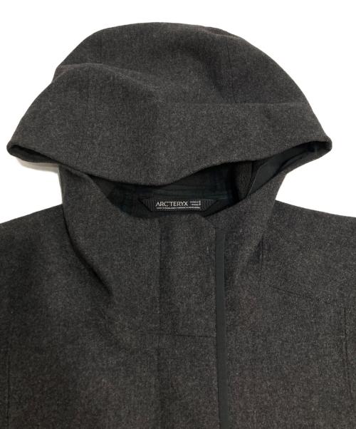 ARC'TERYX（アークテリクス）ARC'TERYX (アークテリクス) EMBRA COAT エンブラコート グレー サイズ:Sの古着・服飾アイテム