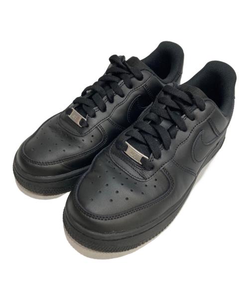NIKE（ナイキ）NIKE (ナイキ) WMNS AIR FORCE 1 '07 ブラック サイズ:23.5の古着・服飾アイテム