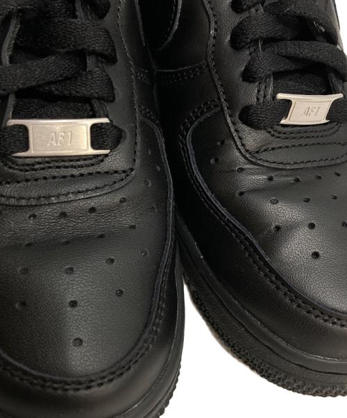 NIKE（ナイキ）NIKE (ナイキ) WMNS AIR FORCE 1 '07 ブラック サイズ:23.5の古着・服飾アイテム