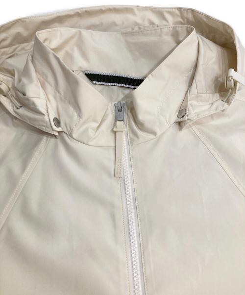 AIGLE（エーグル）AIGLE (エーグル) 防風 透湿 GORE-TEX WINDSTOPPER ゴアテックスウインドストッパー ジャケット アイボリー サイズ:XLの古着・服飾アイテム