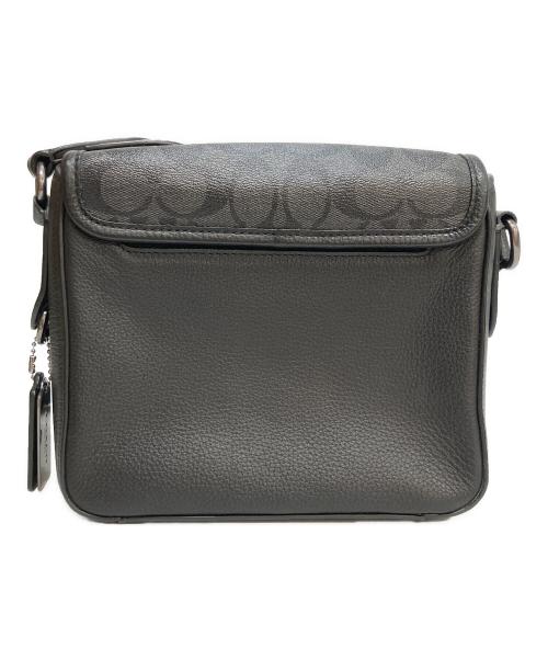 COACH（コーチ）COACH (コーチ) サリバンフラップ クロスボディ ブラックの古着・服飾アイテム