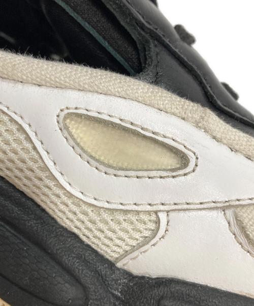 adidas（アディダス）adidas (アディダス) RAF SIMONS (ラフシモンズ) Replicant Ozweego/レプリカント オズウィーゴ ホワイト×ブラック サイズ:26.5の古着・服飾アイテム