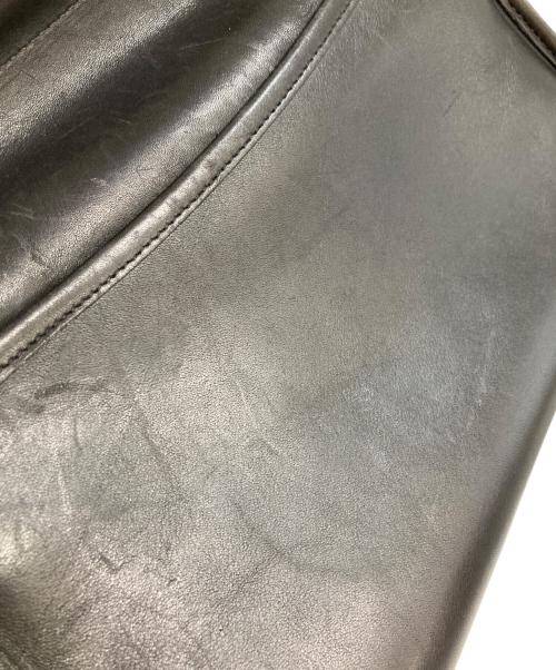 COACH（コーチ）COACH (コーチ) ターンロックシティショルダーバッグ ブラックの古着・服飾アイテム