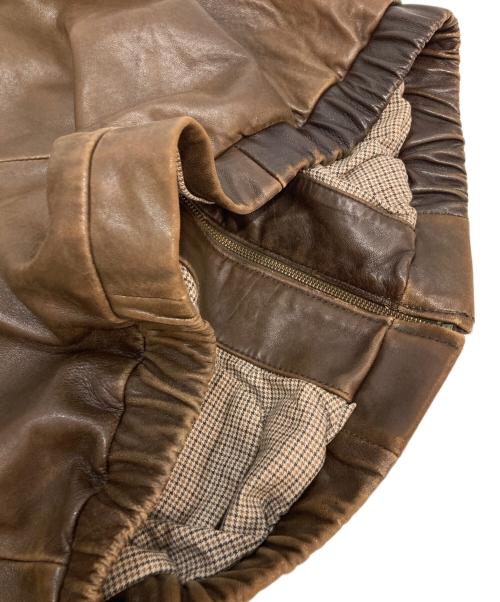 CHAPS（チャップス）CHAPS (チャップス) ロゴ刺繍スイング型レザージャケット ブラウン サイズ:Mの古着・服飾アイテム