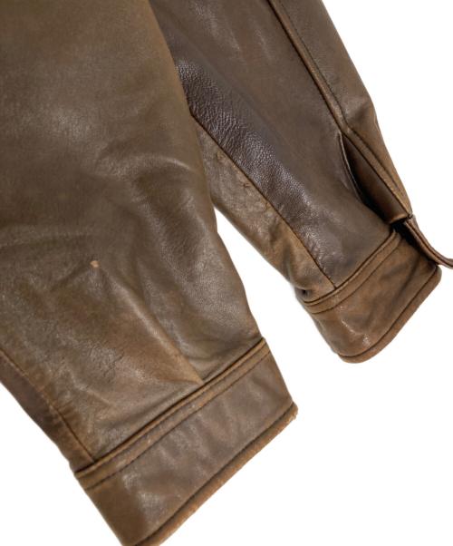 CHAPS（チャップス）CHAPS (チャップス) ロゴ刺繍スイング型レザージャケット ブラウン サイズ:Mの古着・服飾アイテム