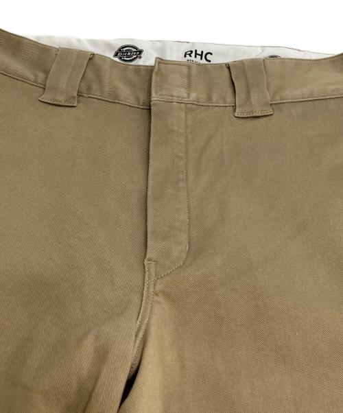 Dickies（ディッキーズ）Dickies (ディッキーズ) RHC Ron Herman (アールエイチシー ロンハーマン) 別注ストレッチコットンストレートパンツ ベージュ サイズ:W32の古着・服飾アイテム