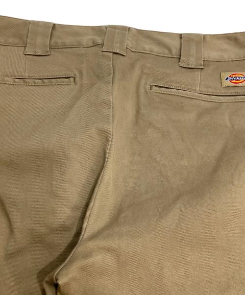 Dickies（ディッキーズ）Dickies (ディッキーズ) RHC Ron Herman (アールエイチシー ロンハーマン) 別注ストレッチコットンストレートパンツ ベージュ サイズ:W32の古着・服飾アイテム