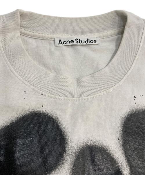 Acne studios（アクネ ストゥディオズ）ACNE STUDIOS (アクネ ストゥディオズ) スプレーロゴTシャツ ホワイト サイズ:Sの古着・服飾アイテム