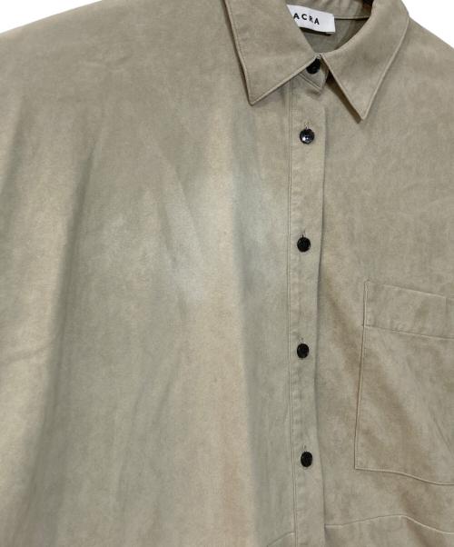 SACRA（サクラ）SACRA (サクラ) プレミアムシンセティック スエードシャツ ベージュ サイズ:38の古着・服飾アイテム