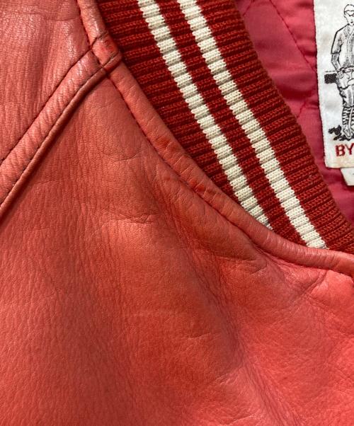 AVIREX（アヴィレックス）AVIREX (アヴィレックス) ヴィンテージレザースタジャン レッド サイズ:Mの古着・服飾アイテム
