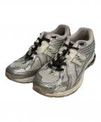 NEW BALANCEニューバランス）の古着「M1906ローカットスニーカー」｜シルバー×ホワイト