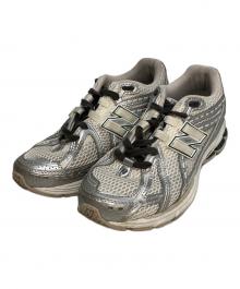 NEW BALANCE（ニューバランス）の古着「M1906ローカットスニーカー」｜シルバー×ホワイト