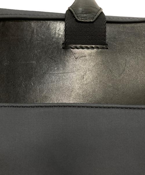 COLE HAAN（コールハーン）COLE HAAN (コールハーン) GRANDSERIES 2WAYバッグ ブラック×ネイビー サイズ:-の古着・服飾アイテム