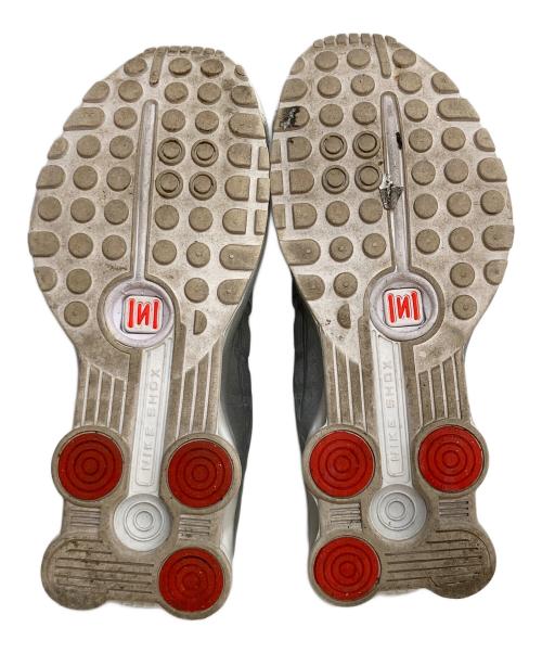 NIKE（ナイキ）NIKE (ナイキ) Women's Shox R4 ホワイト サイズ:23の古着・服飾アイテム
