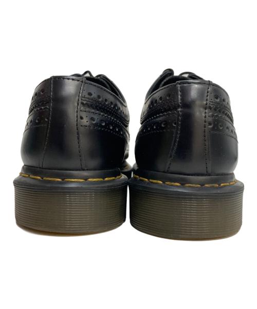 Dr.Martens（ドクターマーチン）Dr.Martens (ドクターマーチン) イエローステッチブローグシューズ ブラック サイズ:UK8の古着・服飾アイテム