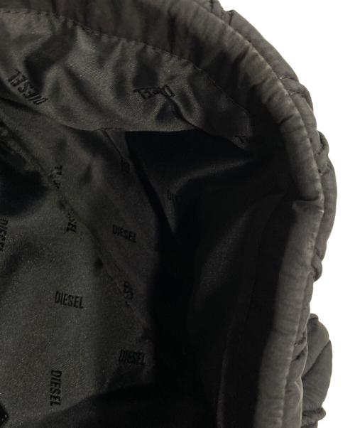 DIESEL（ディーゼル）DIESEL (ディーゼル) CHARM-D SHOULDER M ブラックの古着・服飾アイテム