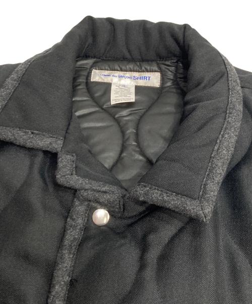 COMME des GARCONS SHIRT（コムデギャルソンシャツ）COMME des GARCONS SHIRT (コムデギャルソンシャツ) COACH JACKET アシンメトリー キルティング コーチジャケット ブラック×グレー サイズ:Mの古着・服飾アイテム
