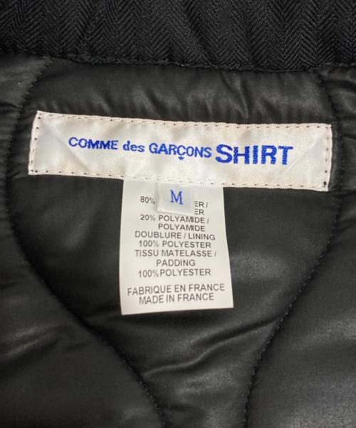 COMME des GARCONS SHIRT（コムデギャルソンシャツ）COMME des GARCONS SHIRT (コムデギャルソンシャツ) COACH JACKET アシンメトリー キルティング コーチジャケット ブラック×グレー サイズ:Mの古着・服飾アイテム