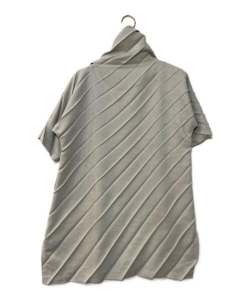 me ISSEY MIYAKE（ミーイッセイ ミヤケ）me ISSEY MIYAKE (ミーイッセイ ミヤケ) ネックデザイン チュニックワンピース グレー サイズ:-の古着・服飾アイテム