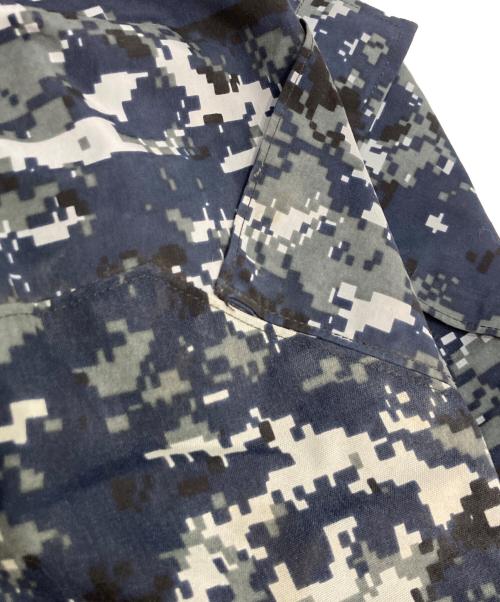 U'S NAVY（ユーエスネイビー）U'S NAVY (ユーエスネイビー) デジカモミリタリージャケット ネイビー サイズ:Lの古着・服飾アイテム