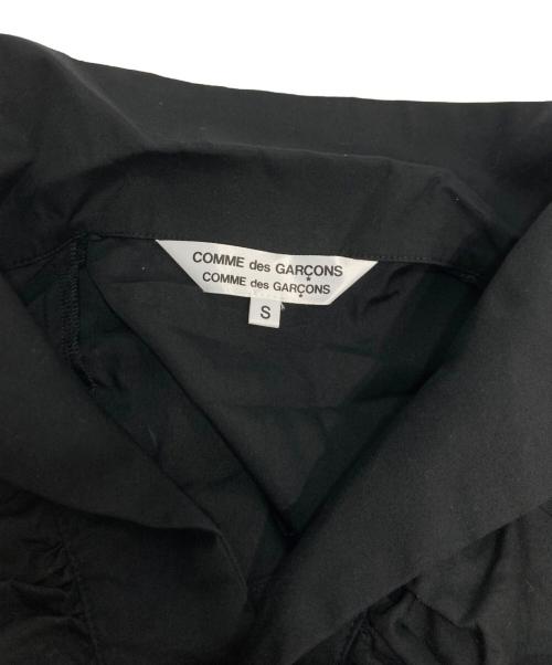 COMME des GARCONS COMME des GARCONS（コムデギャルソン コムデギャルソン）COMME des GARCONS COMME des GARCONS (コムデギャルソン コムデギャルソン) エプロンシャツベスト ブラック サイズ:Sの古着・服飾アイテム