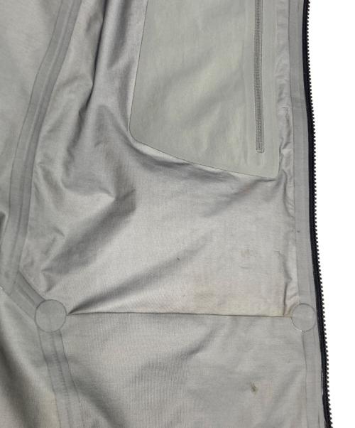 ARC'TERYX（アークテリクス）ARC'TERYX (アークテリクス) BETA JACKET ベータ ジャケット ネイビー サイズ:Sの古着・服飾アイテム