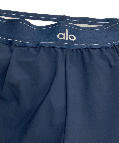 alo yoga（アローヨガ）alo yoga (アローヨガ) SUIT UP TROUSER/スーツ アップ トラウザー ネイビー サイズ:XSの古着・服飾アイテム