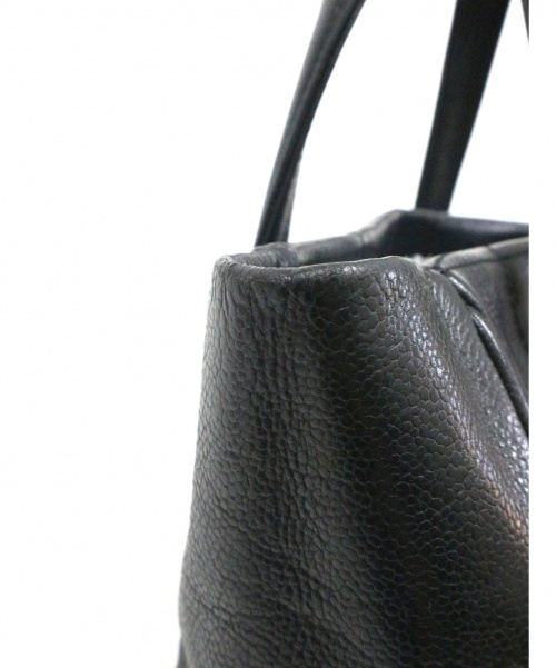 CHANEL（シャネル）CHANEL (シャネル) チョコバーレザートートバッグ ブラック 8467586 キャビアスキンの古着・服飾アイテム