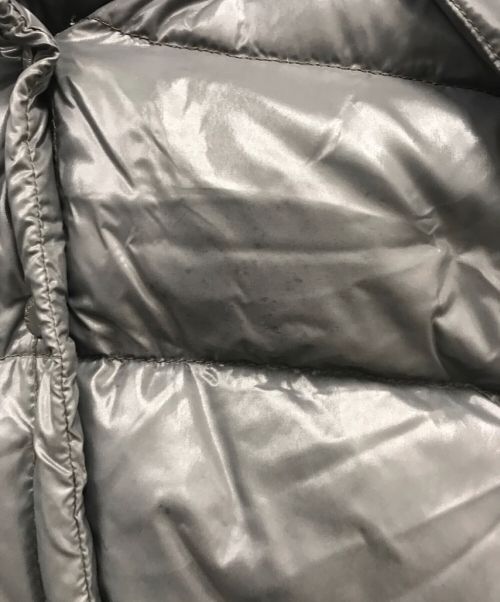 MONCLER（モンクレール）MONCLER (モンクレール) ダウンジャケット グレー サイズ:3の古着・服飾アイテム