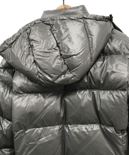 MONCLER（モンクレール）MONCLER (モンクレール) ダウンジャケット グレー サイズ:3の古着・服飾アイテム