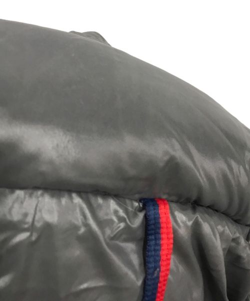 MONCLER（モンクレール）MONCLER (モンクレール) ダウンジャケット グレー サイズ:3の古着・服飾アイテム