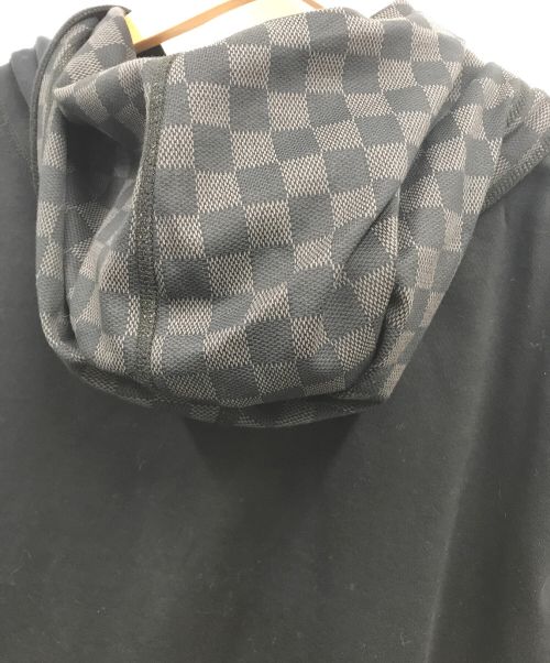 LOUIS VUITTON（ルイ ヴィトン）LOUIS VUITTON (ルイ ヴィトン) LVロゴ ダミエ ジップパーカー ブラック サイズ:XLの古着・服飾アイテム
