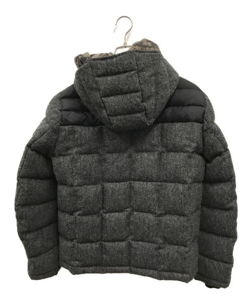 MONCLER（モンクレール）MONCLER (モンクレール) GUYENNNE ダウンジャケット/132-091-41978-85 グレー サイズ:2の古着・服飾アイテム