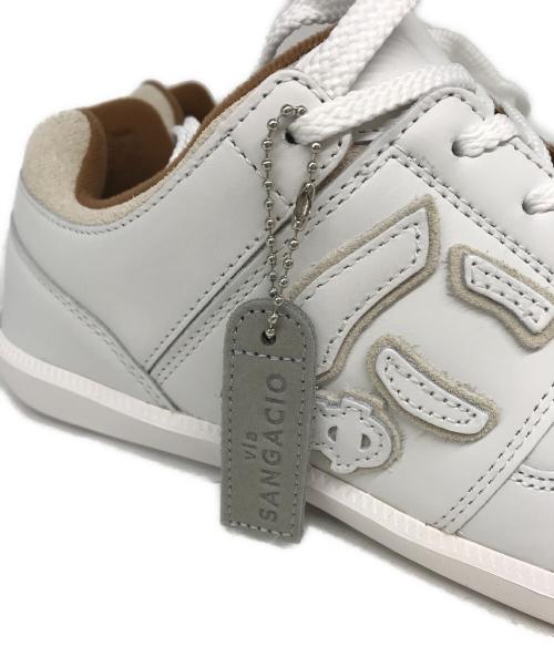 via SANGACIO（ヴィア・サンガチオ）via SANGACIO (ヴィア・サンガチオ) BRANDALISD (ブランダライズド) にゅ～ずMOM/Banksyコラボ ベージュ サイズ:26の古着・服飾アイテム