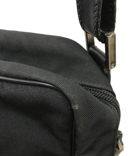 GUCCI（グッチ）GUCCI (グッチ) ナイロンショルダーバッグ/018-1612 ブラック サイズ:　の古着・服飾アイテム