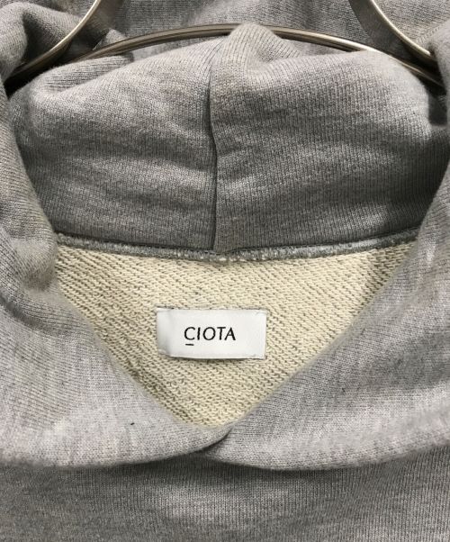 CIOTA（シオタ）CIOTA (シオタ) スビンコットン吊り裏毛 プルオーバースウェットパーカー/CSLM-115M グレー サイズ:5の古着・服飾アイテム