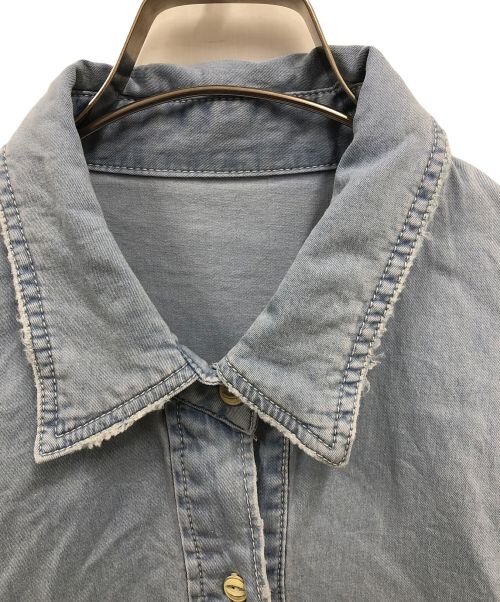 Spick and Span（スピック＆スパン）Spick and Span (スピックアンドスパン) ブリーチデニムルーズシャツ ブルー サイズ:Ｆの古着・服飾アイテム