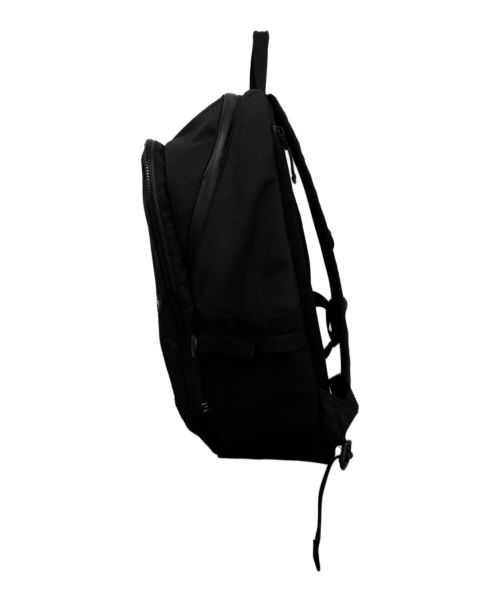 MONCLER GENIUS 7（モンクレール ジーニアス 7）MONCLER GENIUS 7 (モンクレール ジーニアス 7) FRAGMENT (フラッグメント) モンクレール×フラグメントデザイン ロゴ バックパック/F209U5A70000 02SL ブラックの古着・服飾アイテム