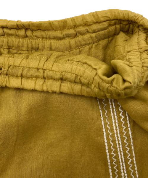 ne quittez pas（ヌキテパ）ne quittez pas (ヌキテパ) エンブロイダリースカート イエロー サイズ:-の古着・服飾アイテム