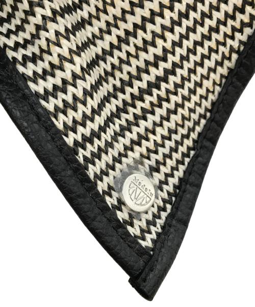 medelu（メデル）medelu (メデル) ラッフルフリルバッグ ベージュの古着・服飾アイテム