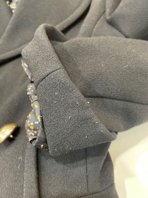 D&G（ディーアンドジー）D&G (ディーアンドジー) 金ボタンロングコート/コート/ダブルコート ブラック サイズ:38の古着・服飾アイテム