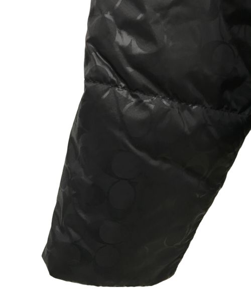 COACH（コーチ）COACH (コーチ) シグネチャーダウンジャケット/ダウンジャケット/F79789 ブラック サイズ:Ｍの古着・服飾アイテム