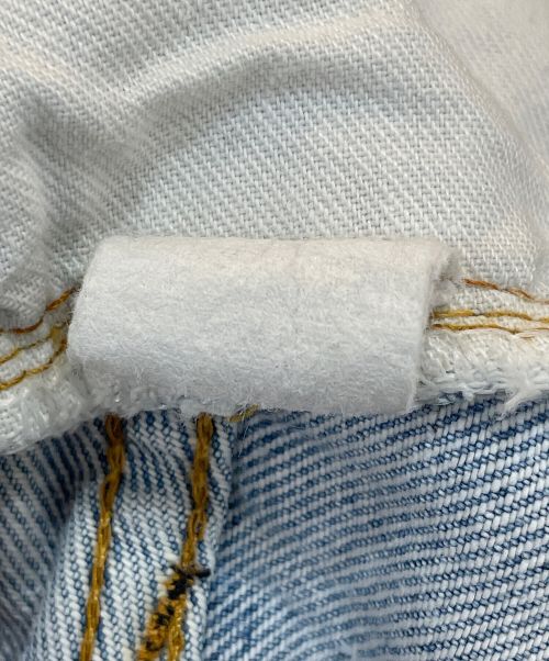 LEVI'S（リーバイス）LEVI'S (リーバイス) ヴィンテージデニムパンツ/ボタン裏6/ ポケットチェーンステッチ /収縮率10％ /赤耳 ブルー サイズ:ケアタグ印字薄れの為、サイズ不明の古着・服飾アイテム