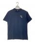 stussy（ステューシー）の古着「フィッシュバックプリントTシャツ」｜ネイビー