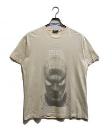 KITH×MARVEL（キス×マーベル）の古着「Vigilante Vintage Tee Sandrift」｜アイボリー