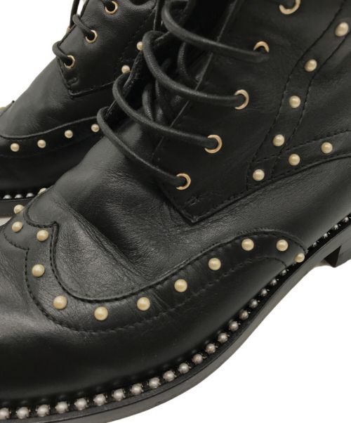 JIMMY CHOO（ジミーチュウ）JIMMY CHOO (ジミーチュウ) パールスタッズショートブーツ ブラック サイズ:36の古着・服飾アイテム