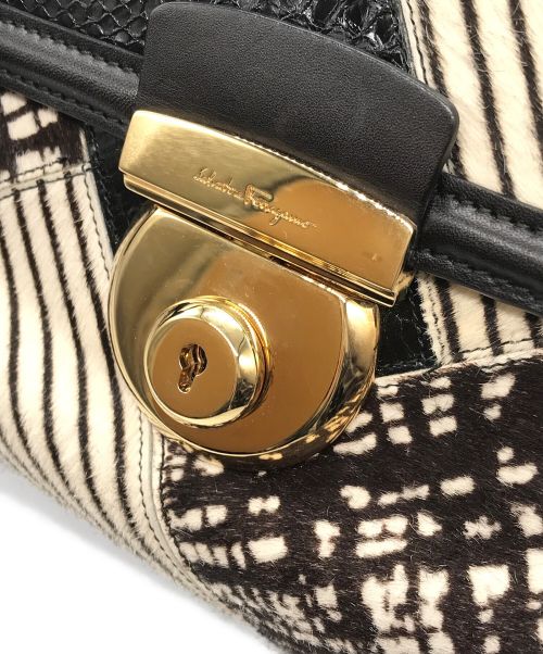 Salvatore Ferragamo（サルヴァトーレ フェラガモ）Salvatore Ferragamo (サルヴァトーレ フェラガモ) パッチワークトートバッグ ブラックの古着・服飾アイテム