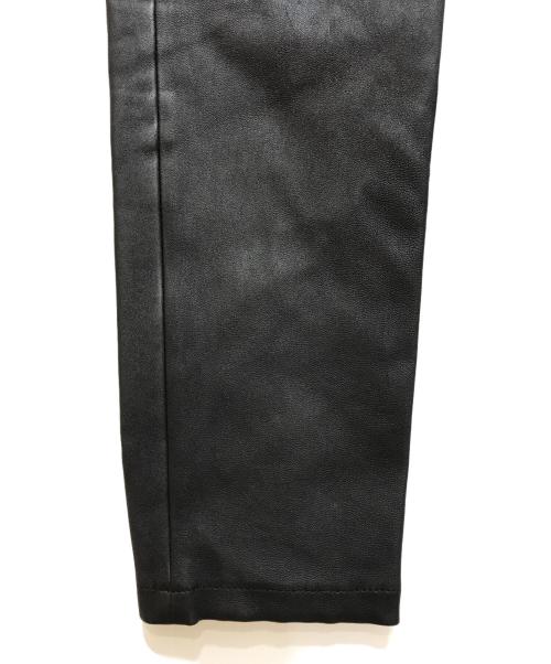 H BEAUTY&YOUTH（エイチ ビューティー&ユース）H BEAUTY&YOUTH (エイチ ビューティー&ユース) LEATHER SLIM PANTS ブラック サイズ:36の古着・服飾アイテム
