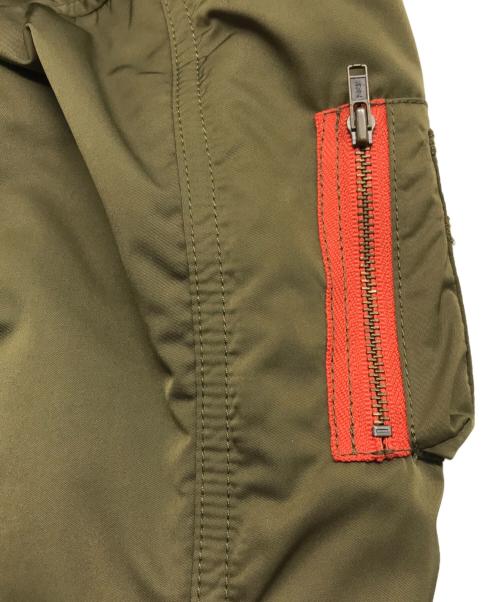 &ellecy（アンドエルシー）&ELLECY (アンドエルシー) ショートブルゾン カーキ サイズ:Mの古着・服飾アイテム